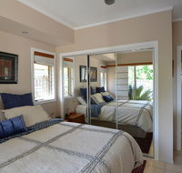Hastings Cove Holiday Apartments - Mackay Tourism