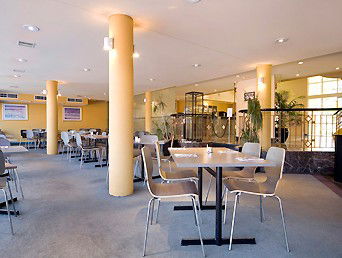 Ibis Styles Canberra Narrabundah - Mackay Tourism 3
