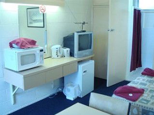 Motel Maroondah - Mackay Tourism 1