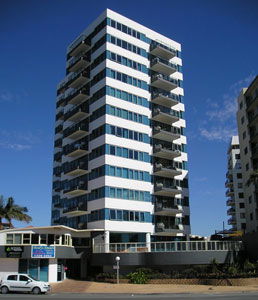 Beachfront Towers - Mackay Tourism 6