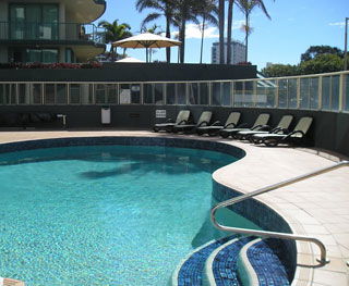 Beachfront Towers - Mackay Tourism 7