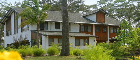 Chalet Swisse Spa Retreat - Mackay Tourism 0