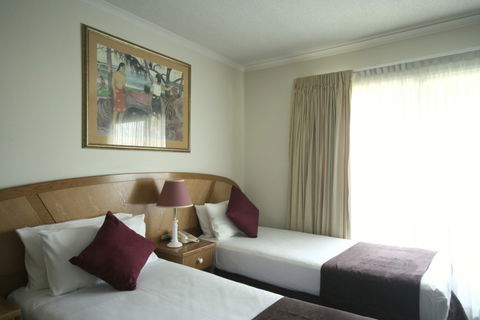 Cairns Sheridan Hotel - Mackay Tourism 3