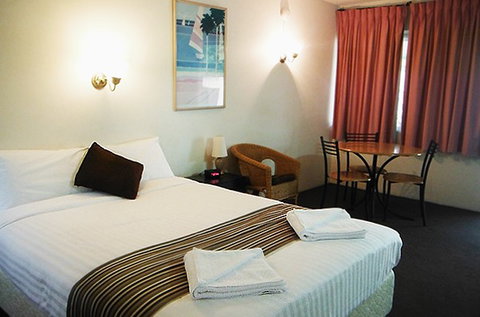 Coffs Harbour Pacific Palms Motel - Mackay Tourism 1
