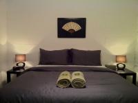 Lookout Cave Motel - Mackay Tourism 0