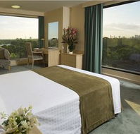 Bayview On The Park Hotel