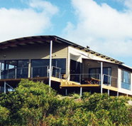 Saar Beach House - Mackay Tourism