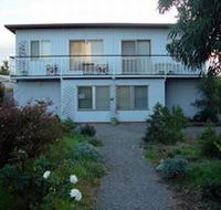 Salty Grape Beach House - Mackay Tourism