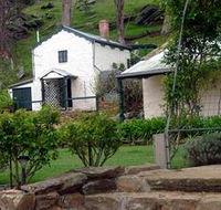 Stoneybank Settlement Cottages - Mackay Tourism