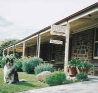 Thomas Henry's Of Port Elliot - Mackay Tourism