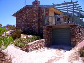 Kangaroo Island Beach Retreat - Mackay Tourism 0