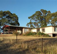 Clare View Accommodation - Clare View Cottage - Mackay Tourism