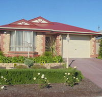 Lakeside Getaway - Mackay Tourism