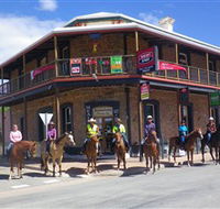 Port Germein Hotel - Mackay Tourism