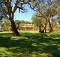 Jacobs Creek Retreat at Moorooroo Park - Mackay Tourism
