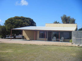 Seaview Cottage Ceduna - Mackay Tourism 0