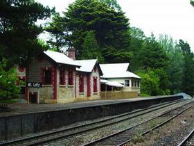 Mount Lofty Railway Station - Mackay Tourism 0