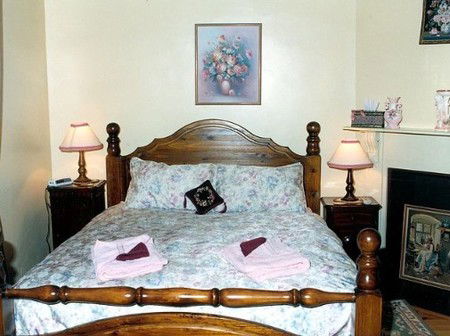 Frieda's Cottage - Mackay Tourism 2
