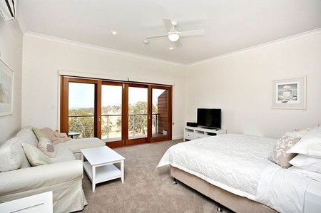 Seascape Retreat - Mackay Tourism 1