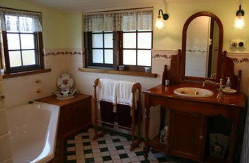 Sarah's Cottage - Mackay Tourism 3