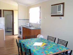 Seabreeze Accommodation - Mackay Tourism 4