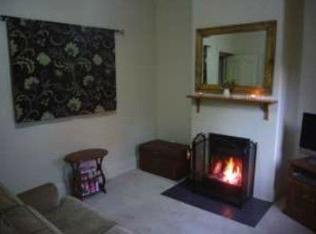 River Walk Cottage - Mackay Tourism 2