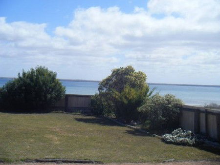 Seaview Cottage Ceduna - Mackay Tourism 1