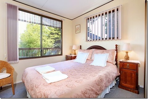 Tamar River Retreat - Mackay Tourism 1