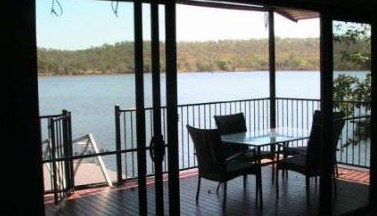 Lake Bennett Resort - Mackay Tourism 2