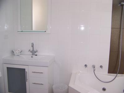Anchorage At Victor Harbor Seafront Hotel - Mackay Tourism 3