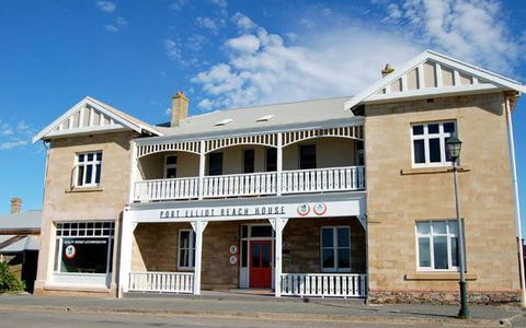 Port Elliot Beach House YHA - Mackay Tourism 0