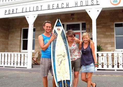 Port Elliot Beach House YHA - Mackay Tourism 4