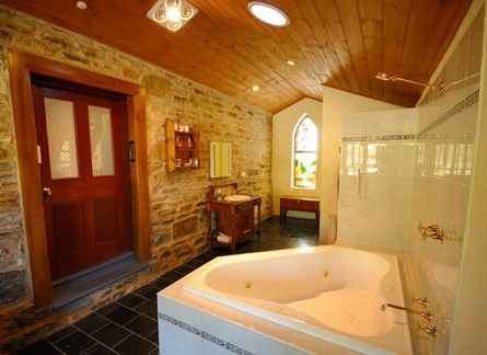The Old Oak Bed And Breakfast - The Barn - Mackay Tourism 2