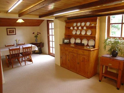The Old Oak Bed And Breakfast - The Barn - Mackay Tourism 3
