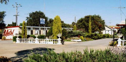 Port Wakefield Motel - Mackay Tourism 1
