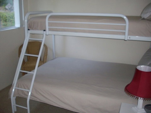 Riverfront Holiday House - Mackay Tourism 5