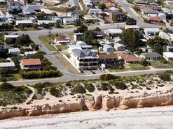 The Lighthouse Accommodation - Mackay Tourism 2