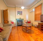 Semaphore Beach Cottage Bed and Breakfast - Mackay Tourism
