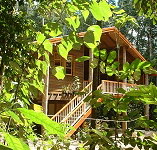 Rivers Edge Rainforest Retreat - Mackay Tourism