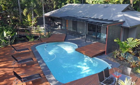 The Cairns Holiday Homes Red Arrow Lodge - Edge Hill, Cairns - Mackay Tourism 4