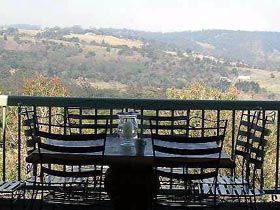 Maleny Hideaway - Mackay Tourism 0