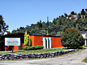 Silver Hills Motel - Mackay Tourism 0