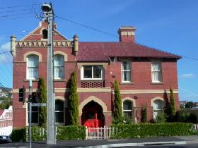 Edinburgh Gallery Bed & Breakfast - Mackay Tourism 0