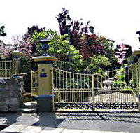 Corinda's Cottages - Mackay Tourism