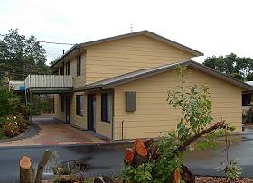 North East Restawhile Bed & Breakfast - Mackay Tourism 0