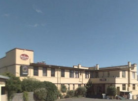 Riviera Hotel - Mackay Tourism 0