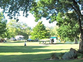 Longford Riverside Caravan Park - Mackay Tourism 0