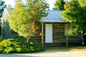 Somerset Beachside Cabin And Caravan Park - Mackay Tourism 0
