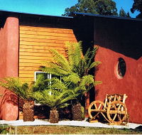 Whispering Spirit Holiday Cottages and Miniature Pony Stud - Mackay Tourism
