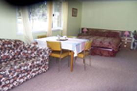 Quamby Pines Chalet B & B - Mackay Tourism 0